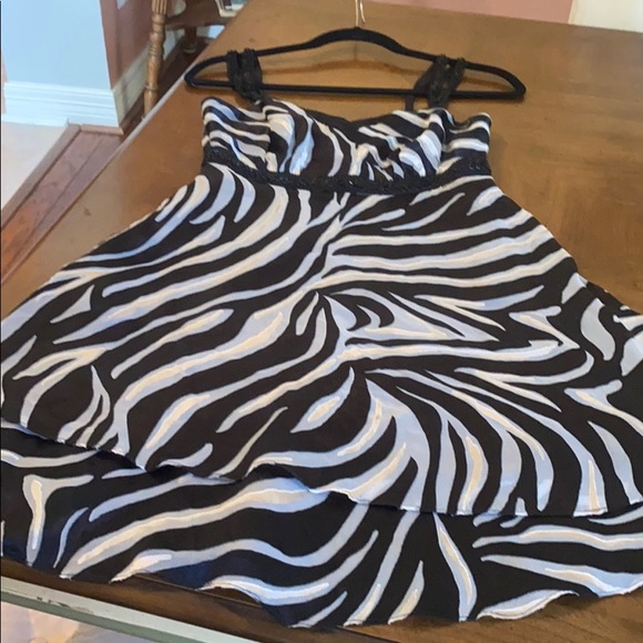 White House Black Market striped dress - Picture 2 of 6